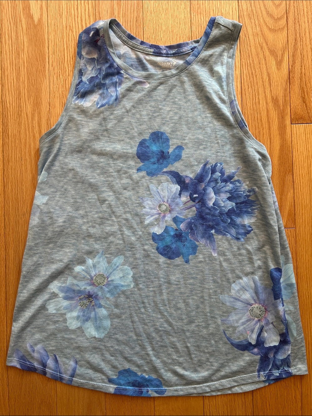 Old Navy Active Gray Tank Top with Blue Floral Print